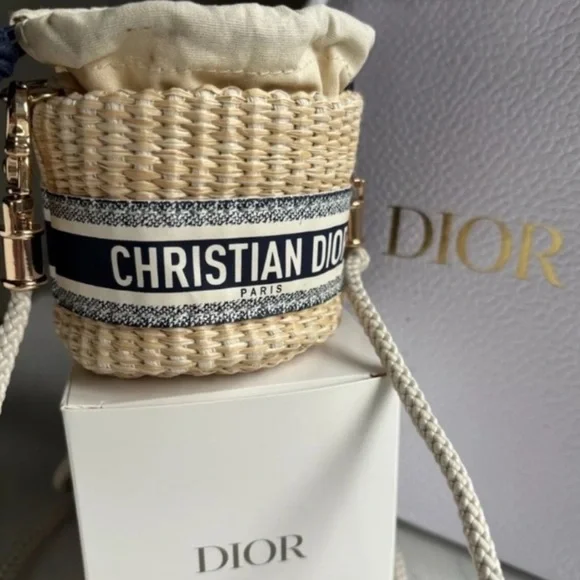 Dior Mini Beauty Bag - Picture 10 of 10